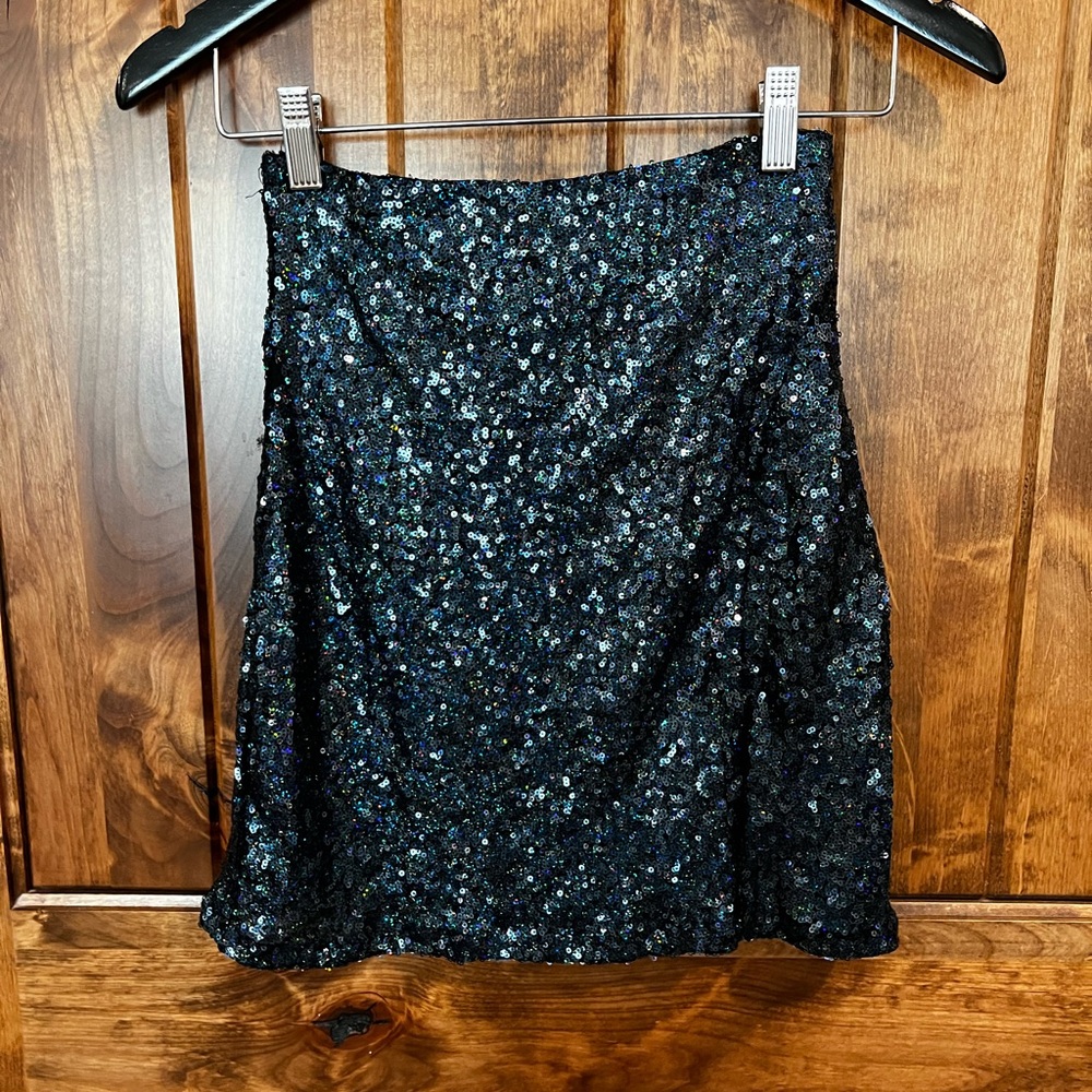 Windsor sequined, iridescent skirt